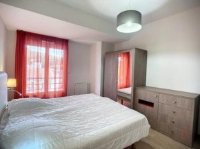 Bel F2 climatisé, terrasse, parking, à 50m des Thermes de Lamalou-les-Bains, animaux acceptés - FR-1-451-193